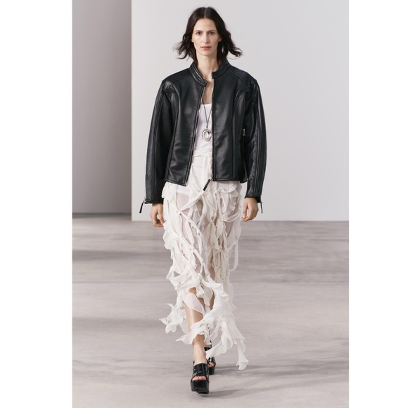 Zara zippered leather jacket ZW collection - Picture 2 of 11